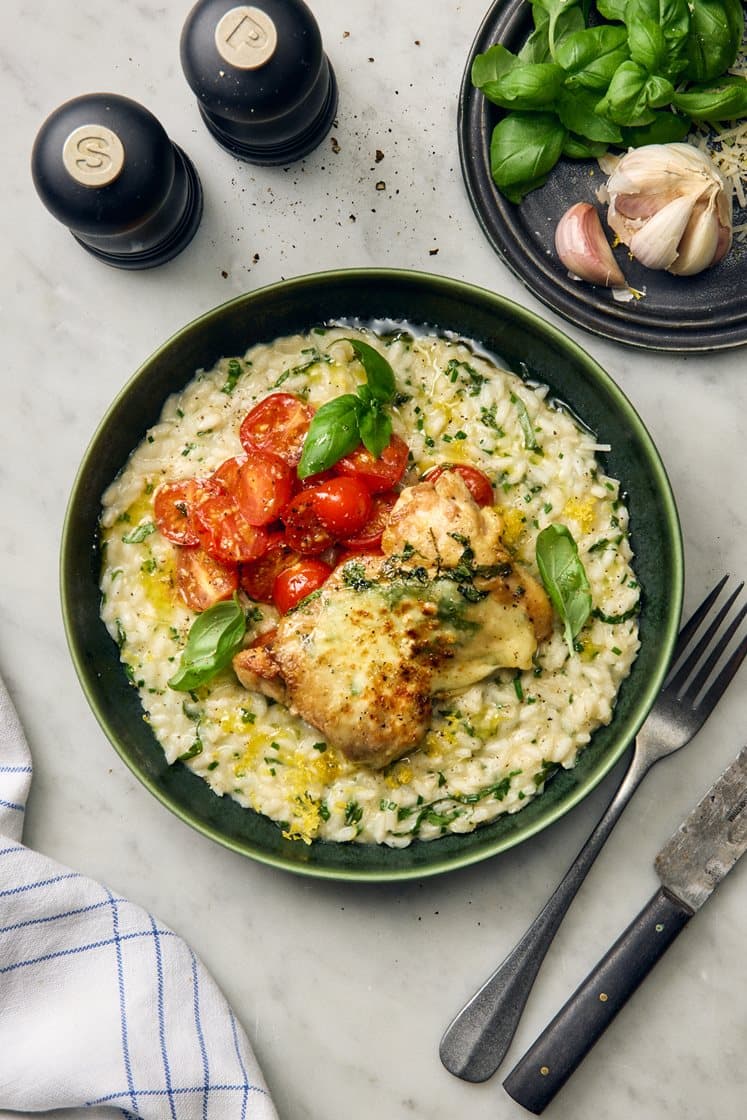 Mozzarellabakad Bjärekyckling med basilika och krämig örtrisotto